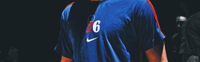 加拿大28-费城媒体人曝西蒙斯破产 豪掷数千万买房买车