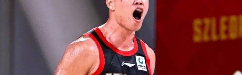 贺希宁：这赛季我们在场上没有埋怨，现在球队有很好的氛围